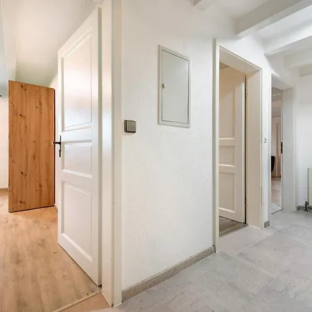 Grünes Tal - Seenah Apartment Stockach